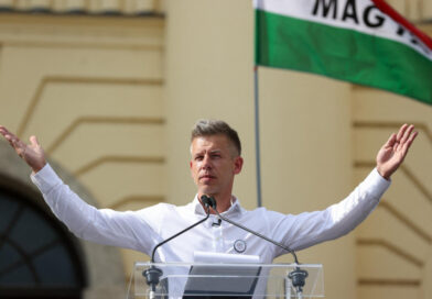 Lideri i opozitës shpall fitoren e zgjedhjeve: Faleminderit Hungari!