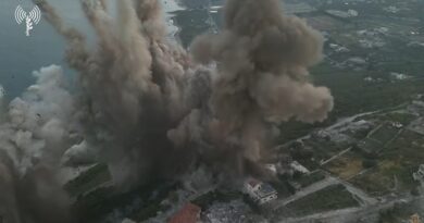 U përdor 24 tonë eksploziv, ushtria izraelite nxjerr pamjet e shkatërrimit të tunelit nëntokësor të Hezbollahut (Video)