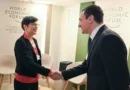 ​Komisionerja Kos vjen në Prishtinë të enjten, të premten mban tri takime, me Kurtin flet para medieve