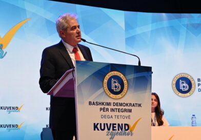 Ahmeti: Sonte, Tetova foli fuqishëm!