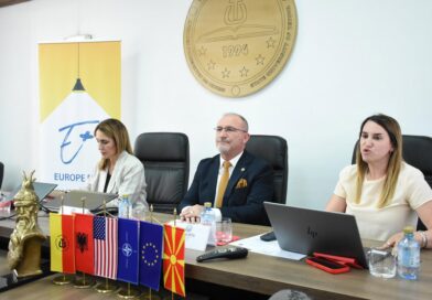 Në Universitetin e Tetovës sot kanë filluar punimet e trajnimit tre-ditor “Digital Transformation & Cybersecurity in the Western Balkans”,