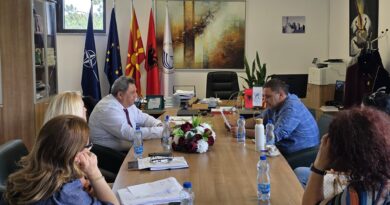 UNT dhe NQP-Shkup bashkëpunojnë për krijimin e linjave të reja të autobusëve për studentët