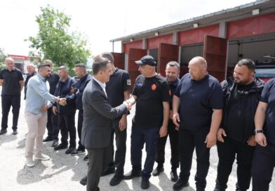 Kasami: 30 për qind rritje të pagave për zjarrfikësit e Komunës së Tetovës