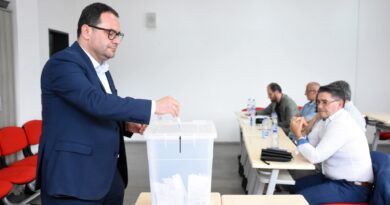 Prof.Dr Kushtrim Ahmeti zgjidhet rektor i ri i Universitetit të Tetovës