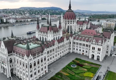 Qeveria hungareze do të hetojë kredinë prej 1 miliardë euro që i dha Maqedonisë së Veriut