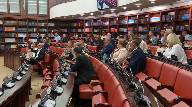Bllokohet Kodi Zgjedhor, partitë nuk arrijnë marrëveshje
