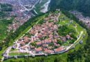 Media e huaj: Shqipëria shënon rritje rekord të kërkesës për akomodime turistike në Ballkan