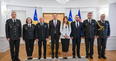 U.d. Presidentes së Kosovës, Albulena Haxhiu dekreton gjeneralët e rinj të FSK-së