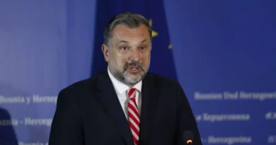 Varrimi i Mlladiçit me nderime shtetërore, Sarajeva tërheq stafin e Ambasadës nga Serbia