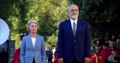 Presidentja e Komisionit Evropian nis nga Shqipëria vizitën e saj në Ballkanin Perëndimor