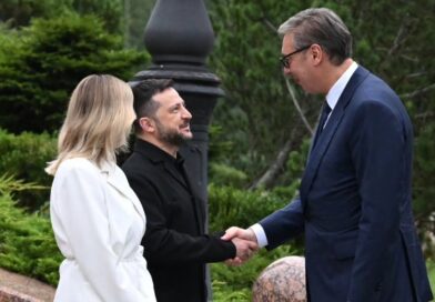 Zelensky pret Vuçiçin në Ukrainë: Diskutuam për integrimin evropian të 2 vendeve dhe situatën me sulmet ruse