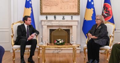 Kryeministri Kurti u prit në takim nga presidentja Justina Shiroka Pula