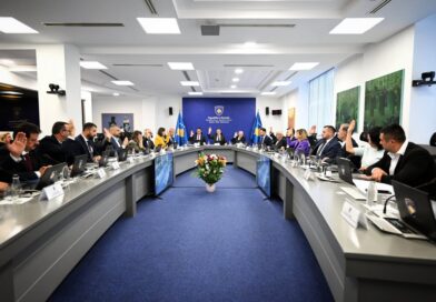 Qeveria e Kosovës themelon grupin punues për mbështetjen e ish-krerëve të UÇK-së në Apel