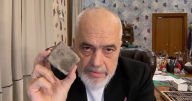Rama flet për protestat me një gur në dorë: Janë një grup zjarri i paguar