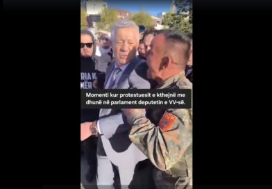 Deputeti Rexhepi tregon si u sulmua nga protestuesit